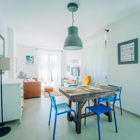 Vittorio's Seaside بيت للعطل