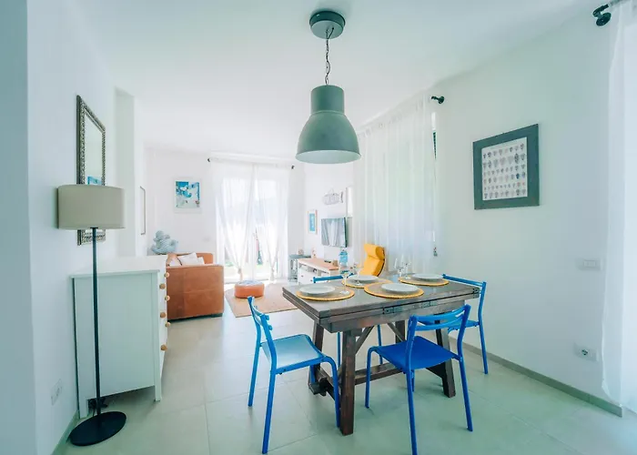 Vittorio's Seaside Tatil Evi